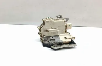 AUDI A4 B9/8W (2015-2024) Rear Right Door Lock 8K0839016C 33678486