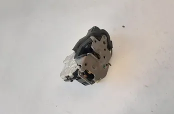 OPEL Insignia A (2008-2016) Pravý predný dverový zámok 3023806F 33696522