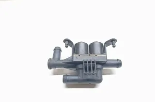 BMW 5 Series F10/F11 (2009-2017) Vykurovací radiátorový ventil 9119164 33734241