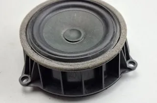 BMW X5 F15 (2013-2018) Pravý predný dverový reproduktor 9337807,18353410 33538923