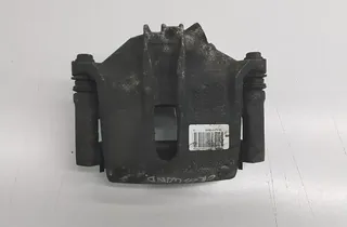 OPEL Crossland X 1 generation (2017-2023) Ľavý predný brzdový strmeň 9805497680 31566598