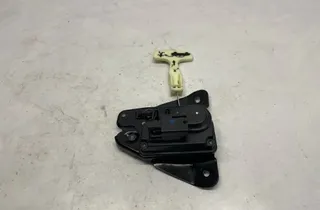 DODGE Challenger 3 generation (2008-2024) Замок крышки багажника 9217AF 34483695