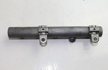 AUDI A6 allroad C6 (2006-2011) Топливная рейка 33273179