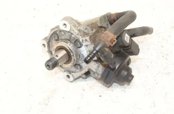 SKODA Superb 1 generation (2001-2008) Топливный насос 03L130755L 33280314