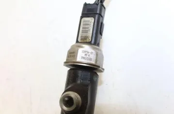 FORD C-Max 2 generation (2010-2019) Топливная рейка 9685297580 33287113