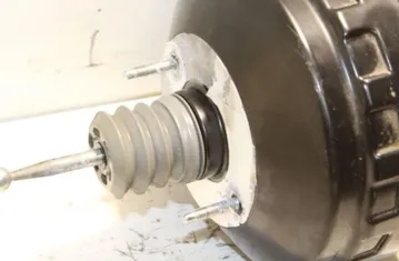 VOLKSWAGEN Golf 8 generation (2019-2023) Рабочий тормозной цилиндр 5Q2614105AQ 33290951