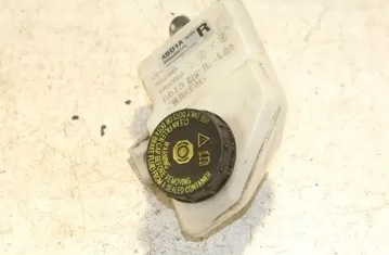 NISSAN X-Trail T32 (2013-2022) Nádrž na brzdovú kvapalinu 0204824774 33295679