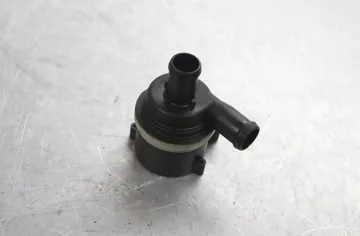 AUDI A6 C6/4F (2004-2011) Obiehový vodný motor 059121012B 33398393