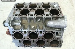 BENTLEY Bentayga 1 generation (2015-2024) Motorový blok 07P103011AB 33983677