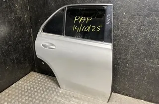 MERCEDES-BENZ GLE W167 (2019-2024) Pravé zadné dvere 34162130