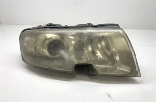 SKODA Superb 1 generation (2001-2008) Front Right Headlight 33819565