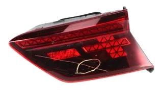 VOLKSWAGEN Tiguan 2 generation (2016-2024) Pravé zadné svetlo na kufri 5NA945308D 34155945