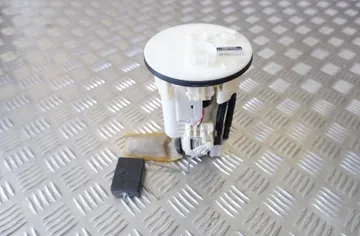 LEXUS RX 2 generation (2003-2009) V nádrži palivové čerpadlo 77020-48080 13333397