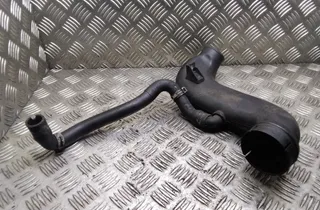 OPEL Zafira B (2005-2010) Časť potrubia nasávania vzduchu 55352733,329788454 17532803