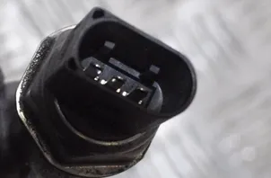 AUDI A5 8T (2007-2016) Palivová lišta 04L089E 1372841