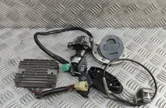 SUZUKI DL Kompletná sada zámkov nádržový uzáver sada zapalovacieho prepínača 31567254