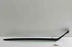 VOLVO V60 2 generation (2018-2023) Pravý vertikálny lem čelného skla 31469401 32395578