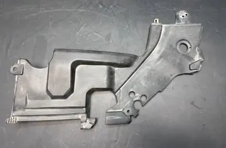 TOYOTA Avensis 2 generation (2002-2009) ОБЛИЦОВКА ЗАМКА КАПОТА ДВИГАТЕЛЯ 5341405030 33579279