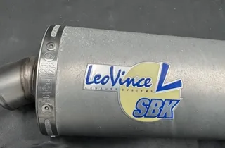 HONDA VTR Правый боковой глушитель выхлопа может глушитель 0231,0232,LeoVinceSBK 34360859