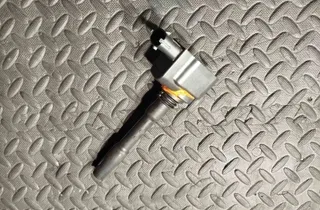 MASERATI Ghibli 3 generation (2013-2024) Vysokonapäťová zapalovacia cievka 288233,77430002,01F211139 33338972