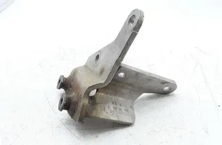 SKODA Octavia 3 generation (2013-2020) Držiak výfukového závesu 04L131561J,04L131561 25489945