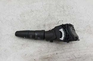 NISSAN X-Trail T30 (2001-2007) Ovládanie stieračov 252608H905 25507607