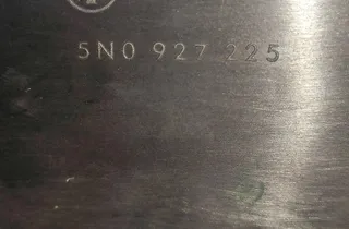 VOLKSWAGEN Tiguan 1 generation (2007-2017) Кнопка ручного тормоза 5N0927225 33132899