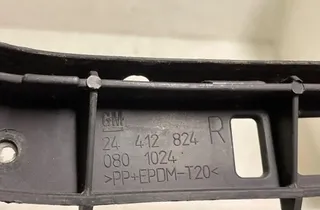 OPEL Signum C (2003-2008) Pravý zadný držiak nárazníka 24412824 33212277