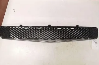 MERCEDES-BENZ C-Class W204/S204/C204 (2004-2015) Нижняя решетка переднего бампера 2048852123 27059370