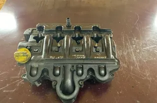 RENAULT Laguna 2 generation (2001-2007) Ventilový kryt 98063150 28758353