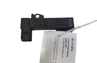 VOLVO V40 Cross Country 1 generation (2012-2020) Zosilňovač antény na kufri 6G9115K603KB 28804382