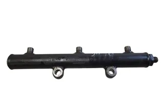 JAGUAR XF 1 generation  (2011-2016) Fuel Rail 33914663