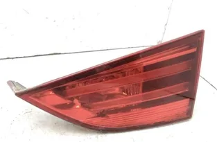 BMW X1 E84 (2009-2015) Pravé zadné svetlo na kufri 03426500 31390658