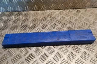 BMW 3 Series E90/E91/E92/E93 (2004-2013) Warning Triangle 1095457 20422003