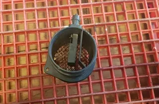 VOLVO S60 2 generation (2010-2020) Воздухомер воздушного фильтра 8G9N12B579AA 33158872