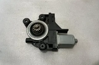 VOLVO XC70 2 generation (2000-2007) Rear Left Door Window Control Motor 970716101 34130446