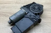 VOLKSWAGEN Passat B5 (1996-2005) Motor regulátora okna ľavých predných dverí 0130821695,101430202 34279617