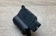 AUDI A4 B5/8D (1994-2001) Ventily na ovládanie vnútorného kúrenia 8E1820511D,0132801305 34277342