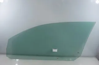 VOLKSWAGEN Golf 5 generation (2003-2009) Стекло передней правой двери 33576935