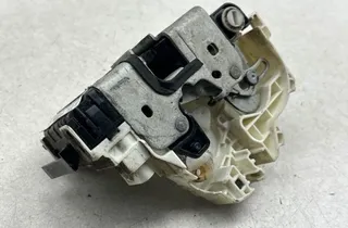 DODGE Durango 3 generation (2010-2024) Zámok pravých zadných dverí P04589922AH,P1348,T5AKD1307 34116892