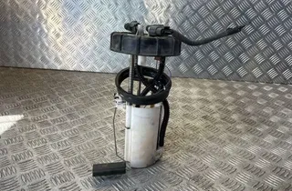 NISSAN X-Trail T31 (2007-2014) V nádrži palivové čerpadlo 34108481