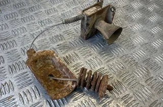 KIA Sorento 1 generation (2002-2011) Кронштейн крепления запасного колеса 34127087