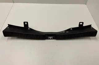 MAZDA 5 1 generation (2005-2010) Ozdobné lemovanie zámky kufra C2356889x 34098273