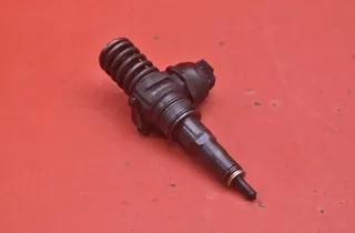 VOLKSWAGEN Golf 4 generation (1997-2006) Palivový vstrekovač 038130073AG 33923553