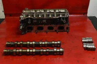 OPEL Corsa D (2006-2020) Голова двигателя 55562229 33932195