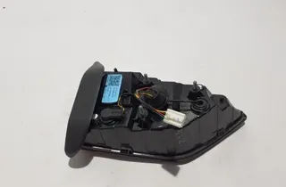 MG Pravé zadné svetlo na kufri 10571684 33932386