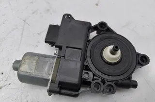 HYUNDAI i40 VF (1 generation) (2011-2020) Motor ovládania okna pravých zadných dverí 31174239