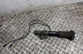 BMW X5 F15 (2013-2018) Pravý zadný tlmič nárazov 6875090 33365095