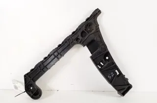 AUDI A4 B9/8W (2015-2024) Pravý zadný držiak nárazníka 8W9807454 20300948