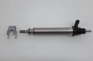 MERCEDES-BENZ A-Class W176 (2012-2018) Palivový vstrekovač A2780700687 20972274